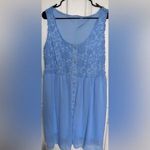 Periwinkle blue button front dress. M
